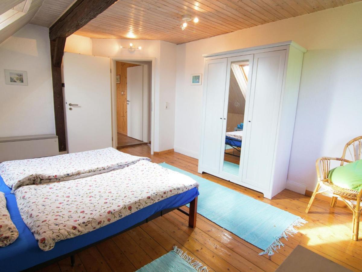 Spacious Holiday Home In Hesse With Garden فالديك المظهر الخارجي الصورة