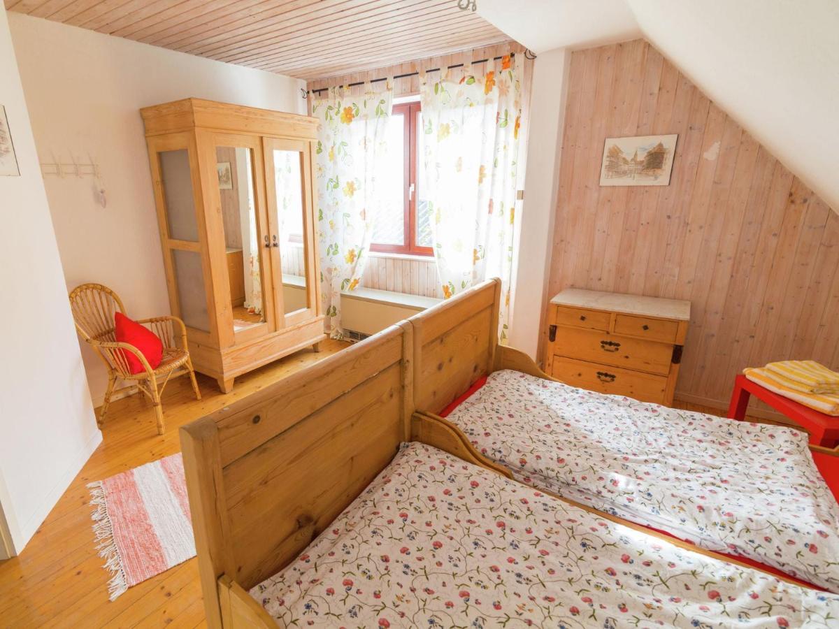 Spacious Holiday Home In Hesse With Garden فالديك المظهر الخارجي الصورة
